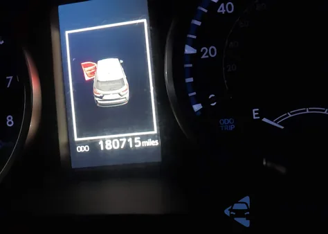 2019 Toyota Highlander Le из США, поврежденный, VIN 5TDBZRFH3KS719257